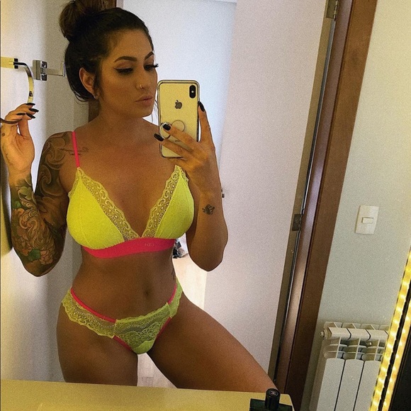 Make Memories Neon Bralette & bikini panty set - Picture 5 of 12